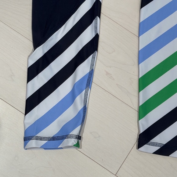 Like New! Tory Burch Leggings - size small - Picture 4 of 9